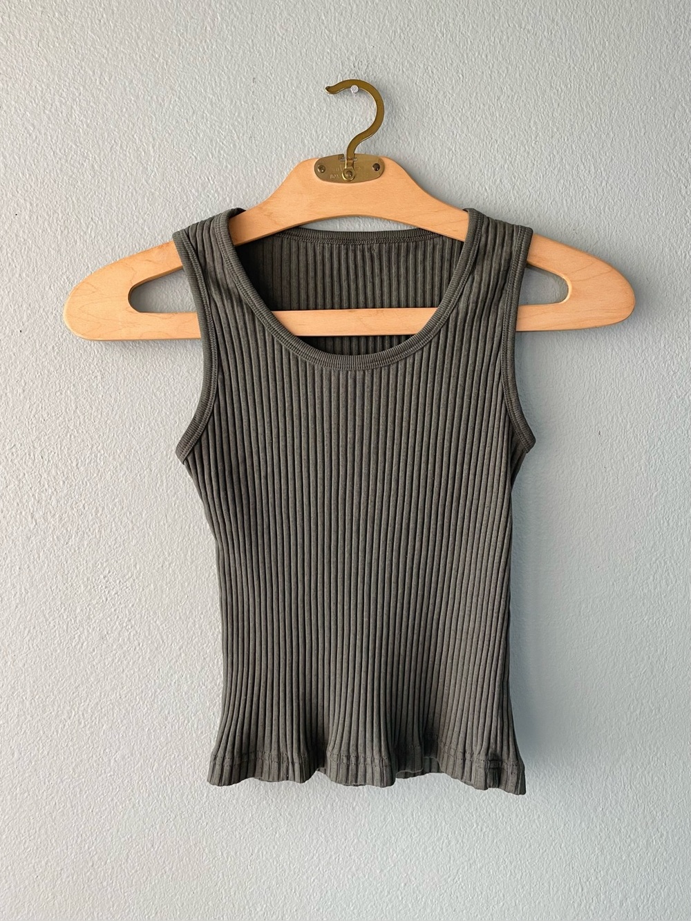 ♦️5/$15♦️ Unbranded | 90s Olive Ribbed Tank Top